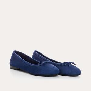 NEW REQINS women's carmen peau flats in ocean